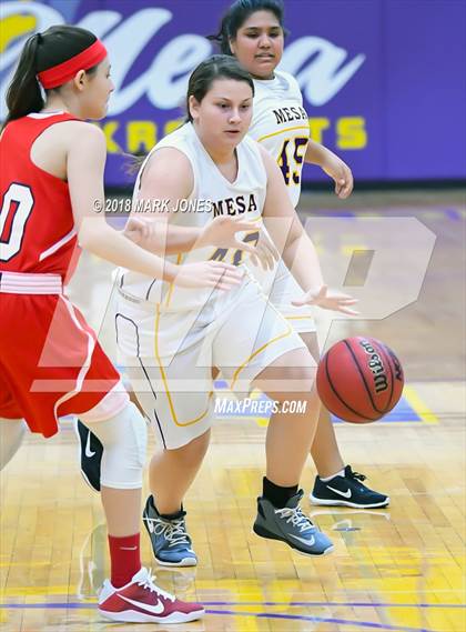 Thumbnail 2 in Mesa vs. Tucson High Magnet School photogallery.