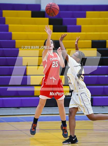 Thumbnail 2 in Mesa vs. Tucson High Magnet School photogallery.
