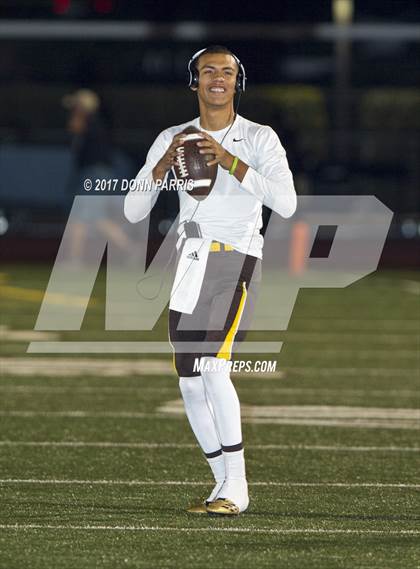 Thumbnail 2 in Don Lugo vs. El Modena (CIF SS D7 Final) photogallery.