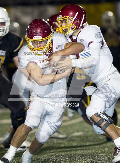 Thumbnail 2 in Don Lugo vs. El Modena (CIF SS D7 Final) photogallery.