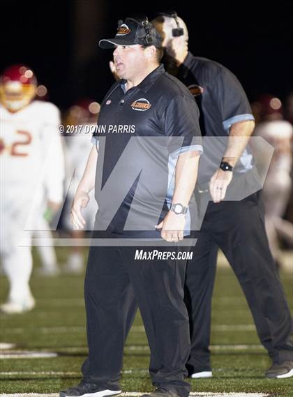 Thumbnail 2 in Don Lugo vs. El Modena (CIF SS D7 Final) photogallery.