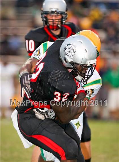 Thumbnail 3 in Richmond vs. Butler photogallery.