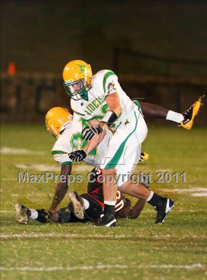 Thumbnail 1 in Richmond vs. Butler photogallery.