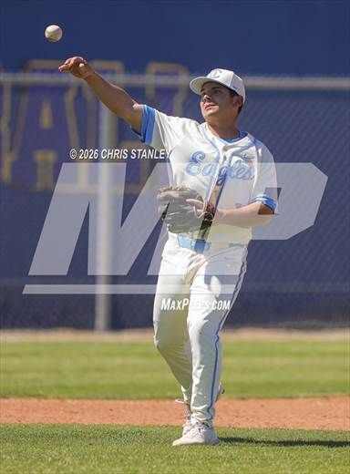 null - Photo 01