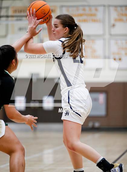 Thumbnail 3 in San Juan Hills vs. Long Beach Poly (So Cal Holiday Prep Classic) photogallery.