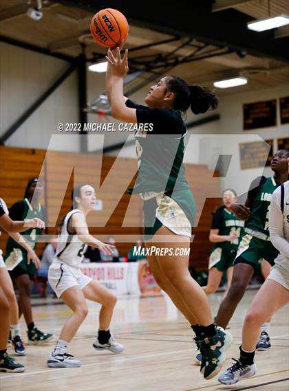Thumbnail 3 in San Juan Hills vs. Long Beach Poly (So Cal Holiday Prep Classic) photogallery.