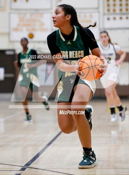 Thumbnail 1 in San Juan Hills vs. Long Beach Poly (So Cal Holiday Prep Classic) photogallery.