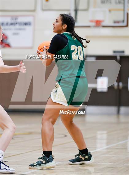 Thumbnail 3 in San Juan Hills vs. Long Beach Poly (So Cal Holiday Prep Classic) photogallery.