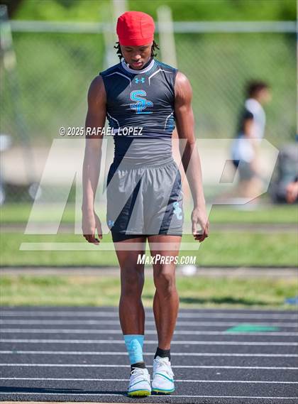 Thumbnail 1 in UIL 6A Track & Field Area 21&22 (High Jump) photogallery.