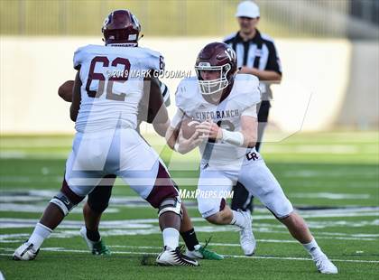 Thumbnail 3 in Cinco Ranch vs. Mayde Creek photogallery.