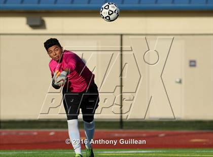 Thumbnail 1 in Godinez vs Valencia (CIF SS Regional Final) photogallery.