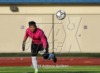 Thumbnail 2 in Godinez vs Valencia (CIF SS Regional Final) photogallery.