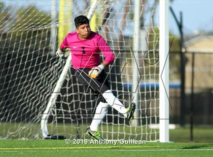 Thumbnail 3 in Godinez vs Valencia (CIF SS Regional Final) photogallery.