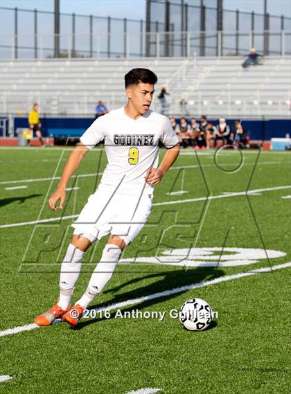 Thumbnail 2 in Godinez vs Valencia (CIF SS Regional Final) photogallery.
