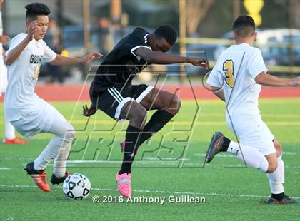 Thumbnail 1 in Godinez vs Valencia (CIF SS Regional Final) photogallery.