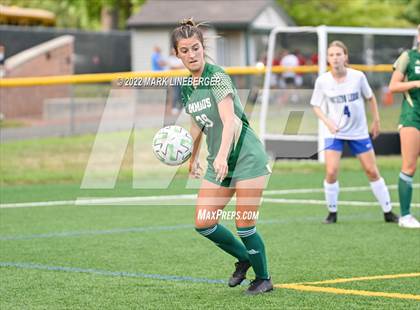 Thumbnail 2 in Southern Lehigh vs Emmaus photogallery.
