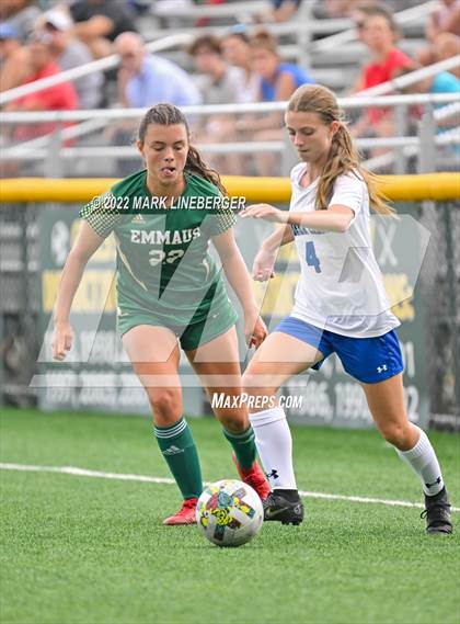 Thumbnail 3 in Southern Lehigh vs Emmaus photogallery.