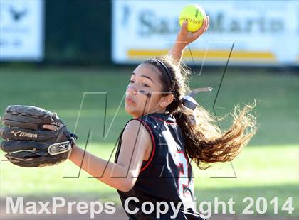 Thumbnail 3 in Redwood vs. Marin Catholic (MCAL Final) photogallery.
