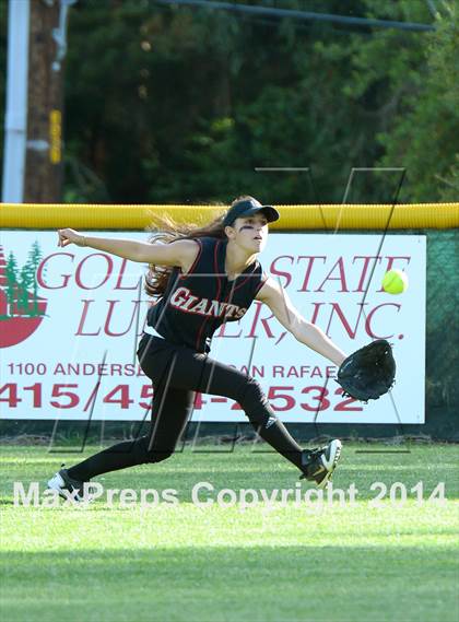 Thumbnail 2 in Redwood vs. Marin Catholic (MCAL Final) photogallery.