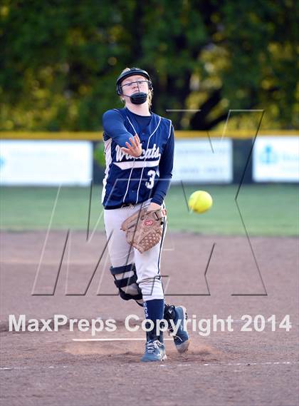 Thumbnail 3 in Redwood vs. Marin Catholic (MCAL Final) photogallery.
