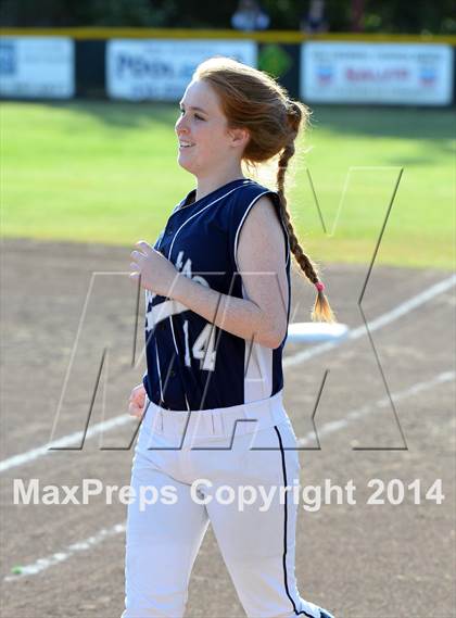 Thumbnail 1 in Redwood vs. Marin Catholic (MCAL Final) photogallery.