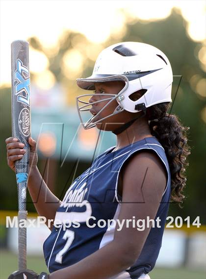 Thumbnail 3 in Redwood vs. Marin Catholic (MCAL Final) photogallery.