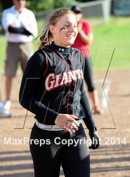 Thumbnail 2 in Redwood vs. Marin Catholic (MCAL Final) photogallery.