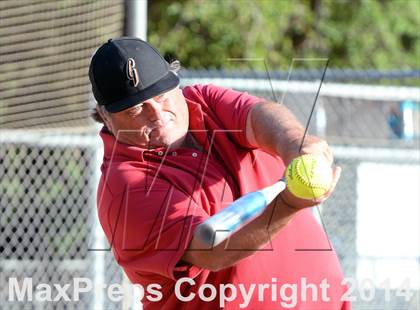 Thumbnail 2 in Redwood vs. Marin Catholic (MCAL Final) photogallery.