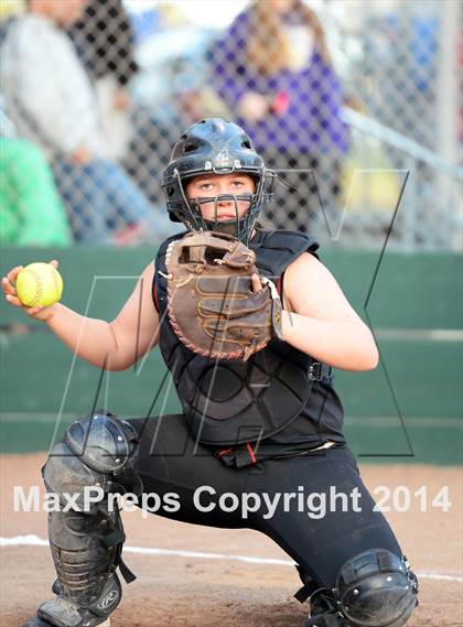 Thumbnail 3 in Redwood vs. Marin Catholic (MCAL Final) photogallery.