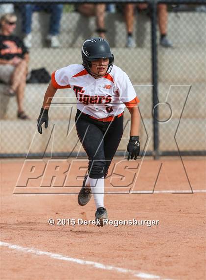 Thumbnail 2 in Duncan vs. Erie (Erie Festival of Champions) photogallery.