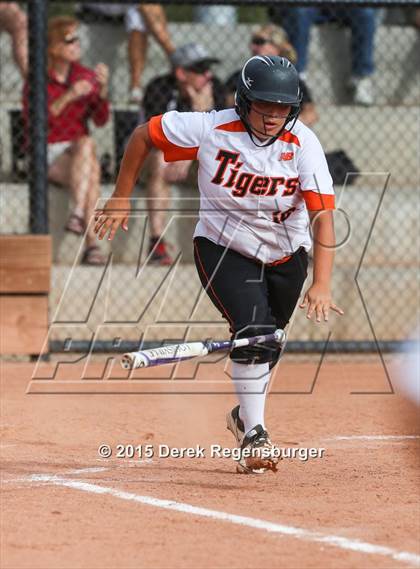 Thumbnail 1 in Duncan vs. Erie (Erie Festival of Champions) photogallery.