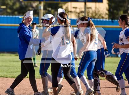 Thumbnail 1 in Thousand Oaks @ Agoura photogallery.