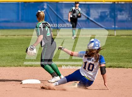 Thumbnail 1 in Thousand Oaks @ Agoura photogallery.