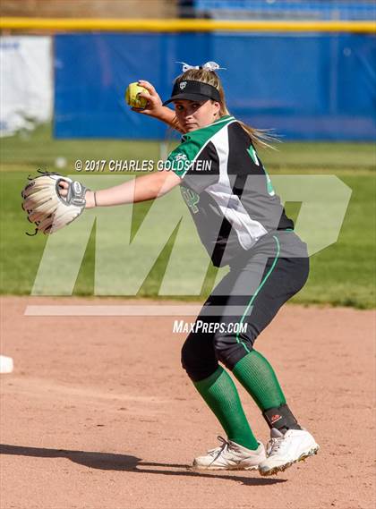 Thumbnail 1 in Thousand Oaks @ Agoura photogallery.