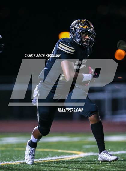 Thumbnail 2 in Golden Valley vs. Bishop Diego (CIFSS Div 6 Final) photogallery.