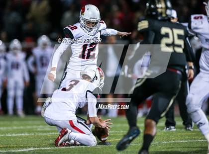 Thumbnail 1 in Golden Valley vs. Bishop Diego (CIFSS Div 6 Final) photogallery.