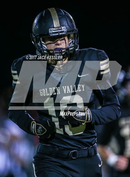 Thumbnail 3 in Golden Valley vs. Bishop Diego (CIFSS Div 6 Final) photogallery.
