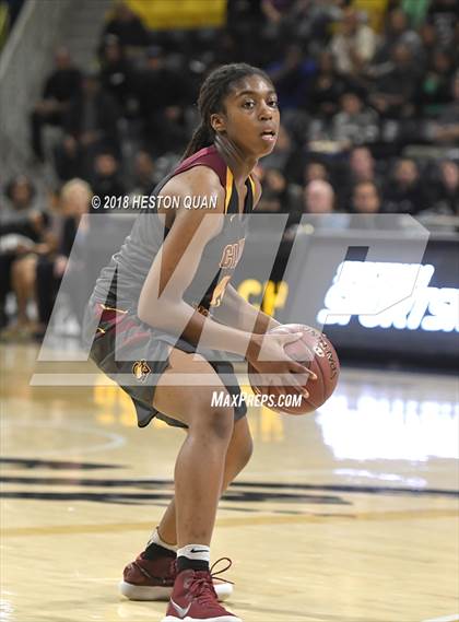 Thumbnail 3 in Clovis West vs Windward (CIF State Southern Regional Open Final) photogallery.