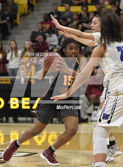 Thumbnail 3 in Clovis West vs Windward (CIF State Southern Regional Open Final) photogallery.
