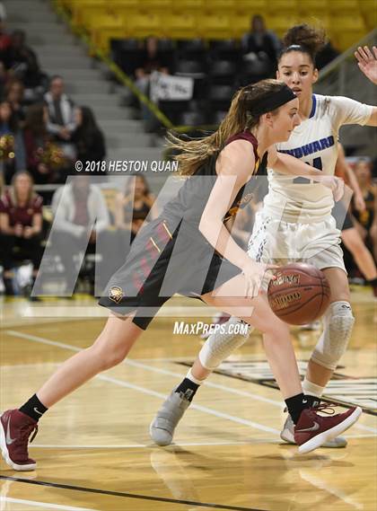 Thumbnail 3 in Clovis West vs Windward (CIF State Southern Regional Open Final) photogallery.