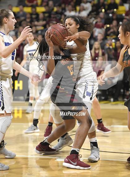 Thumbnail 1 in Clovis West vs Windward (CIF State Southern Regional Open Final) photogallery.