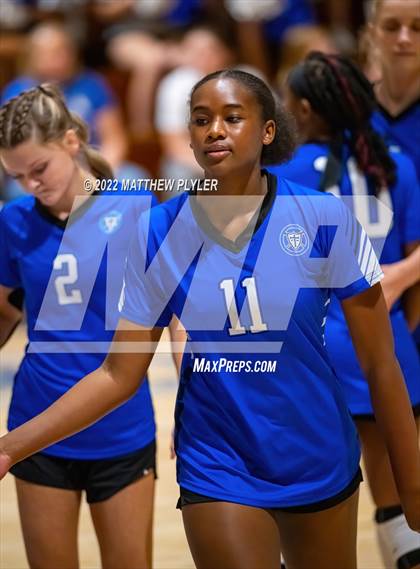 Thumbnail 2 in University Christian vs Fayetteville Christian (NCISAA 2A - Semi-Final) photogallery.