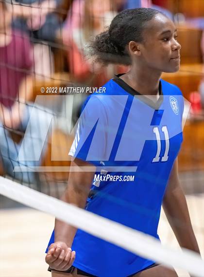 Thumbnail 2 in University Christian vs Fayetteville Christian (NCISAA 2A - Semi-Final) photogallery.
