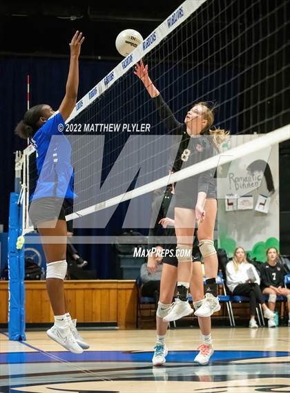 Thumbnail 2 in University Christian vs Fayetteville Christian (NCISAA 2A - Semi-Final) photogallery.