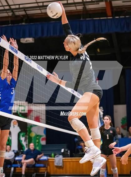 Thumbnail 3 in University Christian vs Fayetteville Christian (NCISAA 2A - Semi-Final) photogallery.