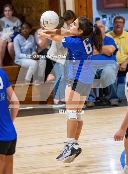 Thumbnail 2 in University Christian vs Fayetteville Christian (NCISAA 2A - Semi-Final) photogallery.