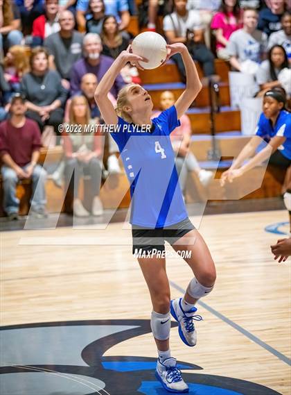Thumbnail 2 in University Christian vs Fayetteville Christian (NCISAA 2A - Semi-Final) photogallery.