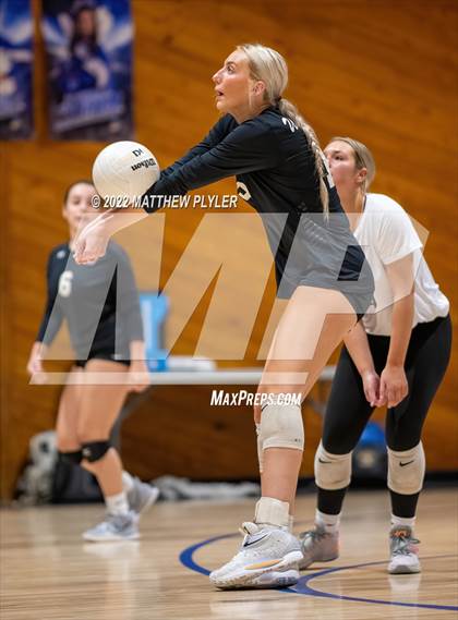 Thumbnail 1 in University Christian vs Fayetteville Christian (NCISAA 2A - Semi-Final) photogallery.
