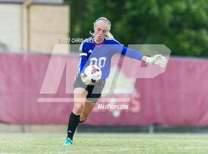 Thumbnail 3 in Greeneville @ Dobyns-Bennett photogallery.