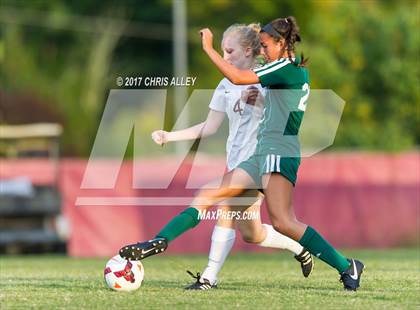 Thumbnail 3 in Greeneville @ Dobyns-Bennett photogallery.